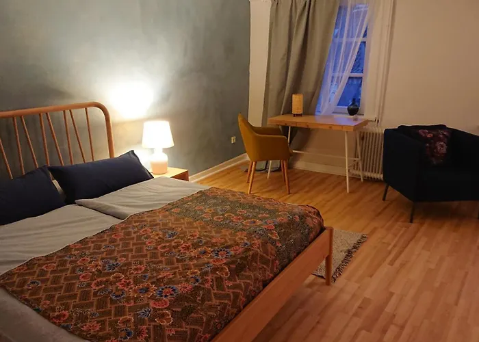 Gaestezimmer In Fachwerkhaus Айнбек